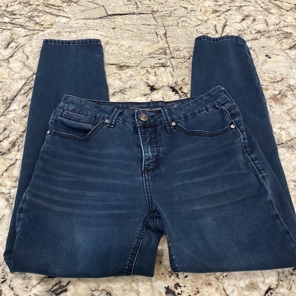 Seven7 Slimming Skinny Jeans y2k with‎ sparkly sequins on back pockets - Picture 1 of 9